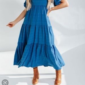 Piper and Scoot Jenna Textured Detail Dress in
Ocean Blue